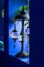 Afbeelding in Gallery-weergave laden, J-LINE tafellamp Mozaiek 3 lampen Glas/Metaal Blauw H78cm