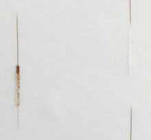 Afbeelding in Gallery-weergave laden, Gordijn wit bruine lijnen 2 stuks van 90x120cm
