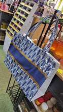 Afbeelding in Gallery-weergave laden, Strandtas blue gold 45x32cm
