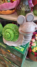 Afbeelding in Gallery-weergave laden, Solar tuin figuren met bewegende ogen
