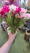 Afbeelding in Gallery-weergave laden, Boeket cosmos bloemen H38cm
